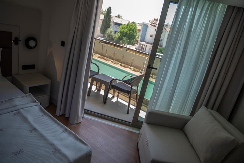 Avia Resort & Spa
