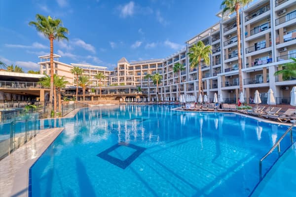 Seven Seas Palmeras Bay-1
