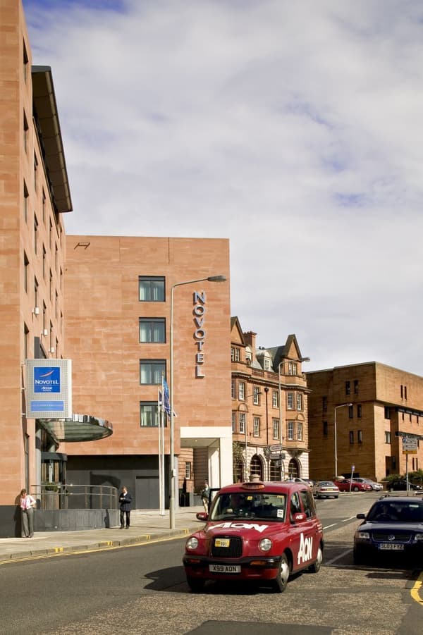 Novotel Edinburgh Centre-1
