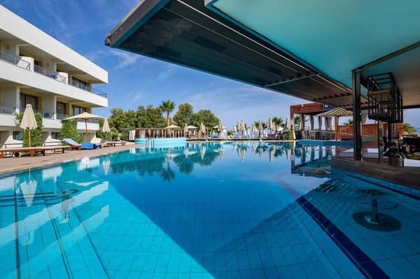 Thalassa Beach Resort & Spa-1