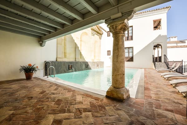 Las Casas de la Juderia de Cordoba-1
