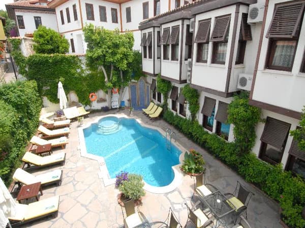 Aspen Hotel-1