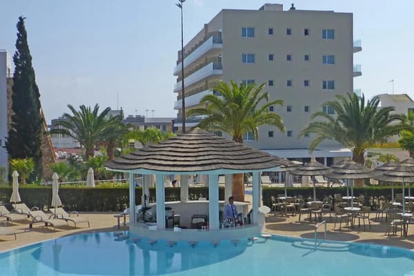 Sunrise Gardens Aparthotel-1