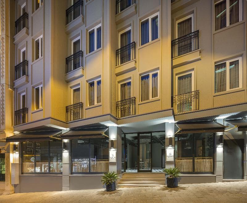 Marius Hotel