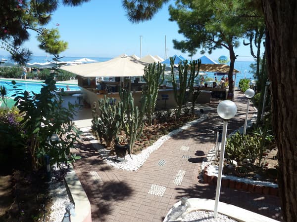 Club Hotel Rama-1