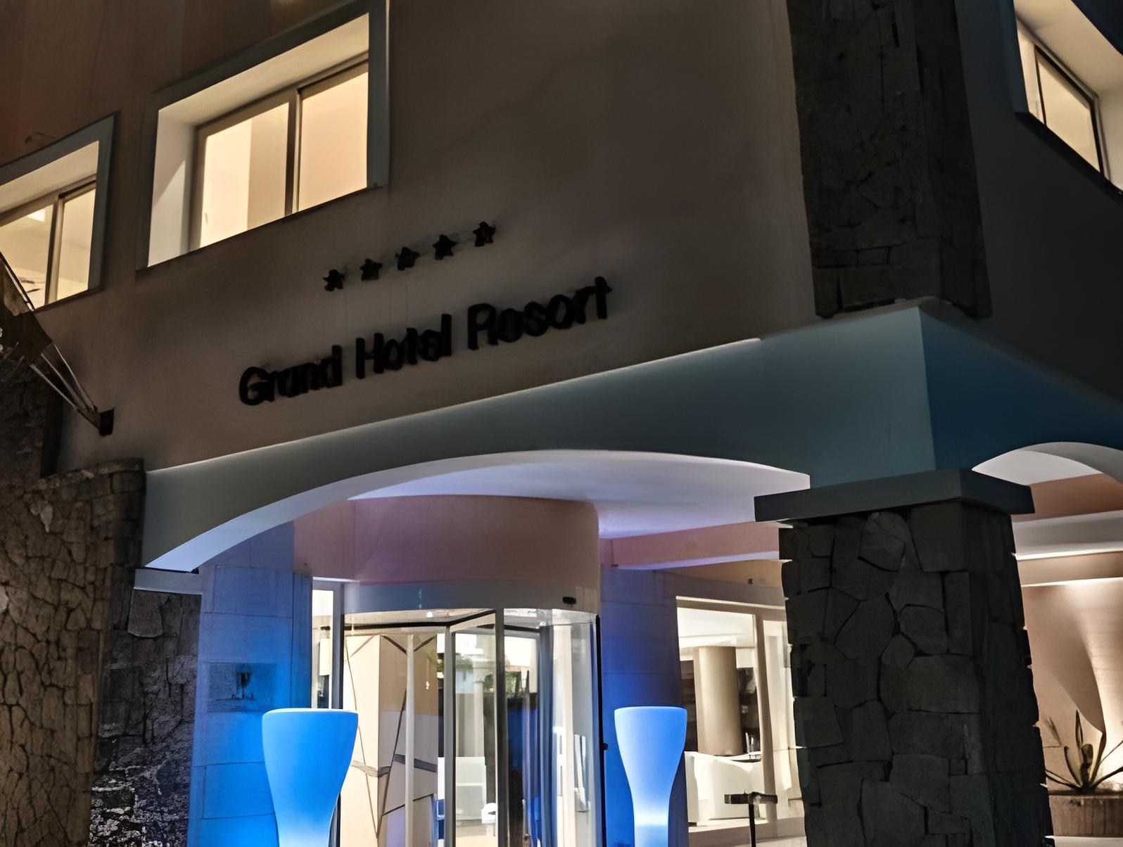 Ma & Ma Grand Hotel Resort