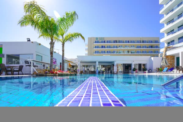 Melini Hotel  Suites-1