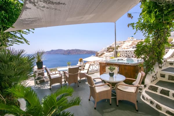 Alexander's Suites-1