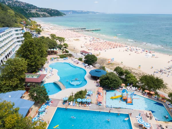 Arabella Beach-1