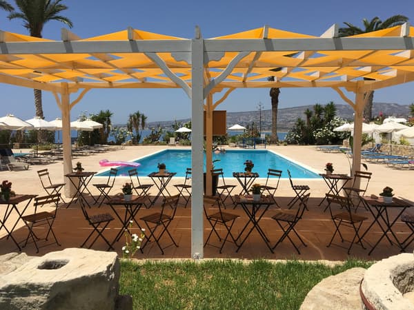 Vrachia Beach Hotel & Suites (Adults Only)-1