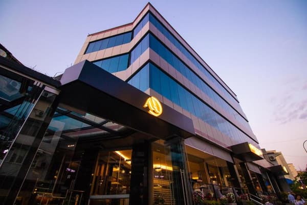 Albanopolis Hotel Tirana-1
