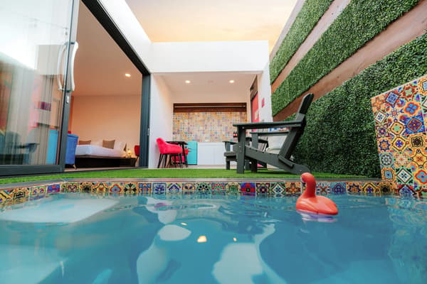 Privada Stays-1