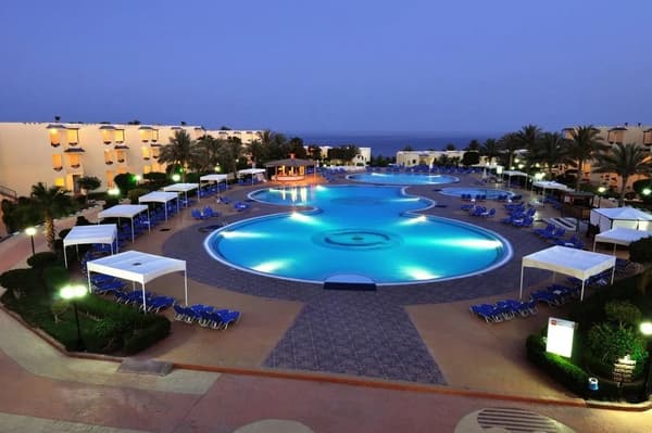 Grand Oasis Resort-1