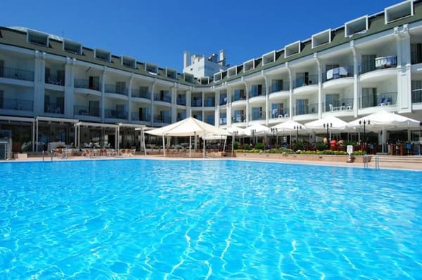 Zena Resort-1