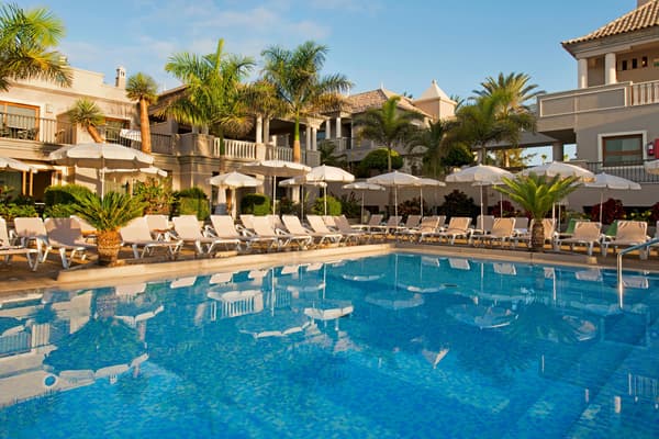 Marylanza Suites & Spa-1