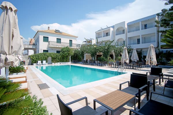 Kyparissia Beach Hotel-1