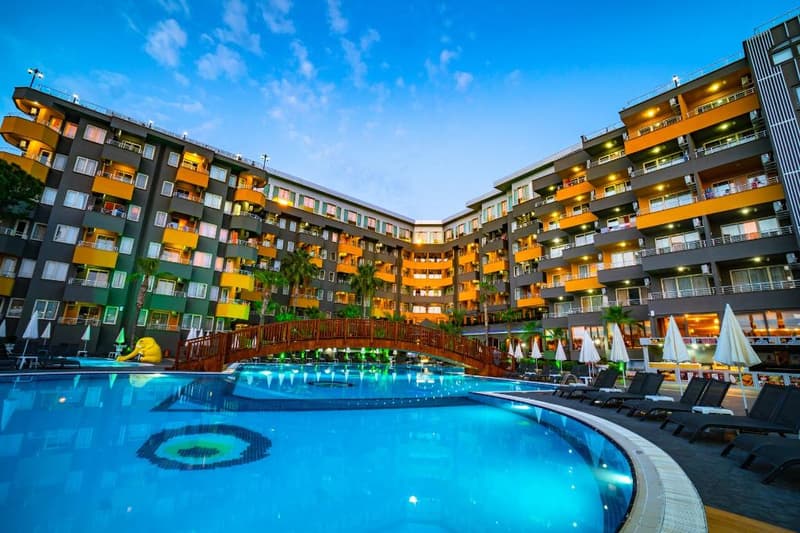 Senza Grand Santana Hotel