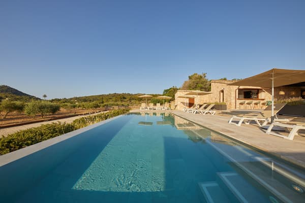 Es Riquers Hotel Rural-1