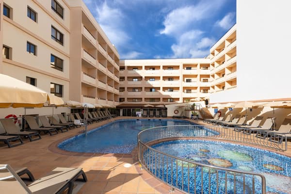 Invisa Hotel La Cala-1