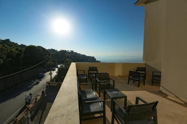 Hotel Royal Hills-1