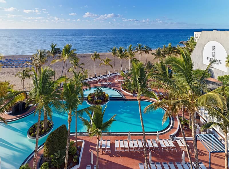 Plus Fariones Suite Hotel
