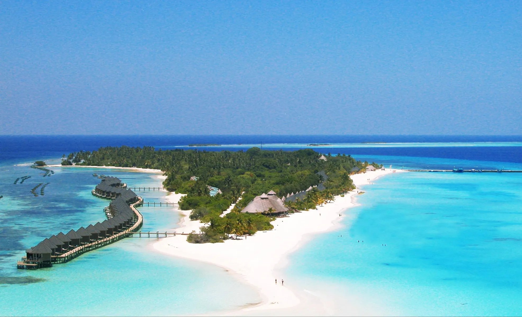 Kuredu Island Resort & Spa