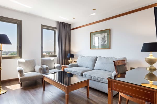 Best Western Premier CMC Girona-1