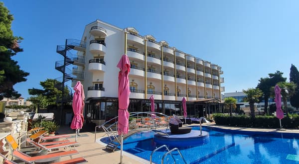 Hotel Miramare Vodice-1