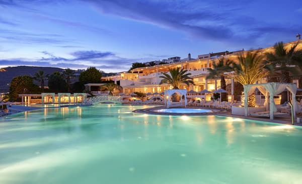 Saint John Hotel Villas & Spa-1
