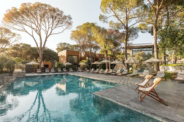 Unique Life Style Hotel-1