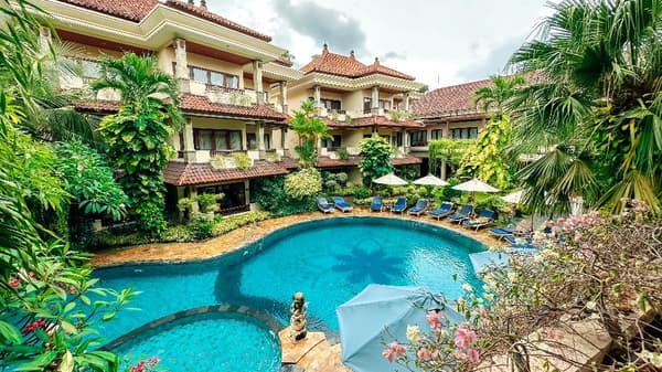Parigata Resort & Spa-1