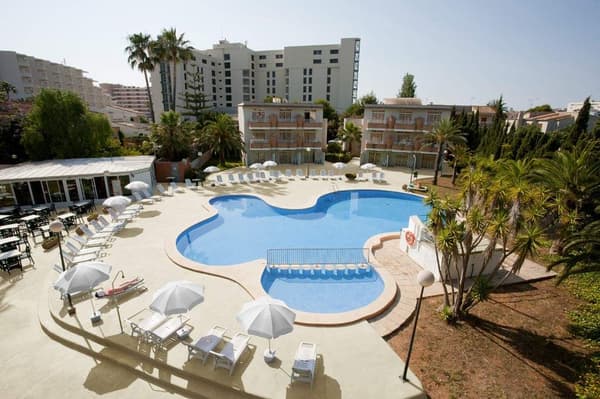 APARTAMENTOS CLUB SA COMA-1