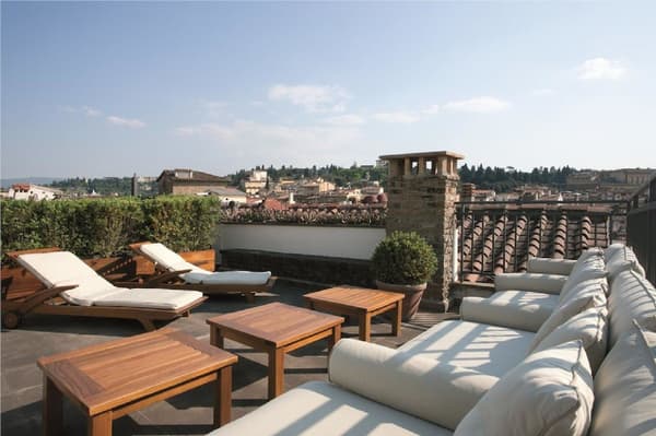 Gallery Art Hotel-1