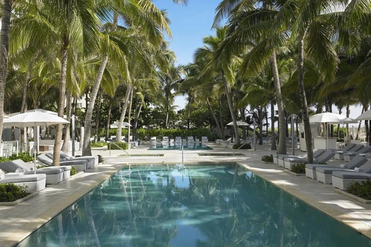Grand Beach Hotel