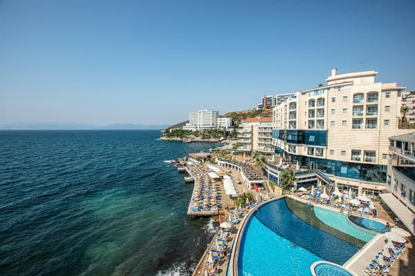 Charisma De Luxe Hotel-1