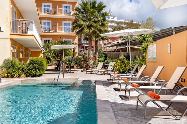 Hotel Morlans Garden-1