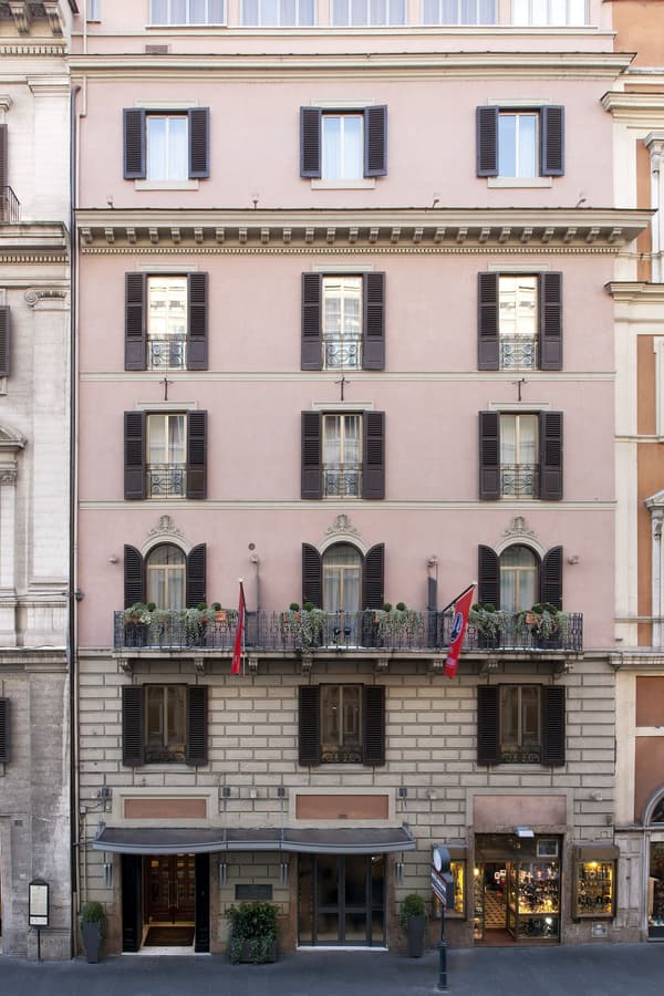 Mascagni Luxury Rooms and Suites-1