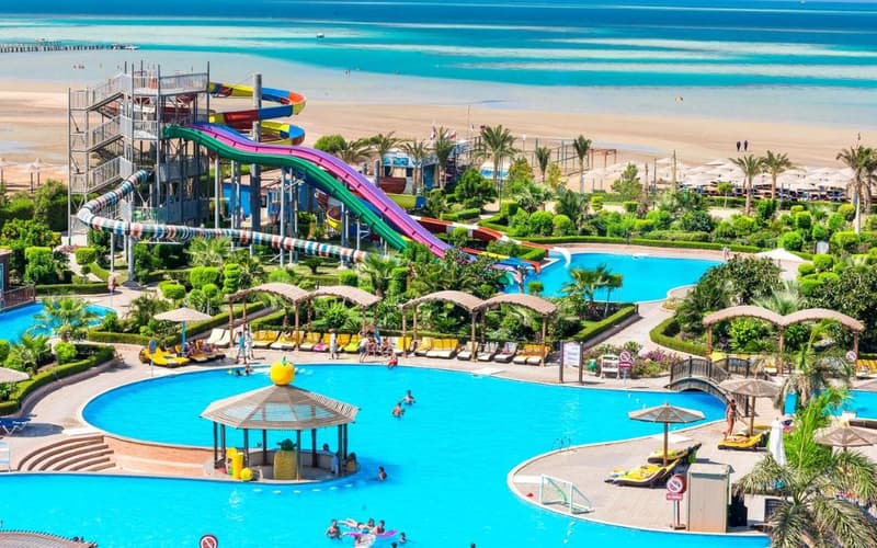 SUNRISE Solara Aqua Park Resort