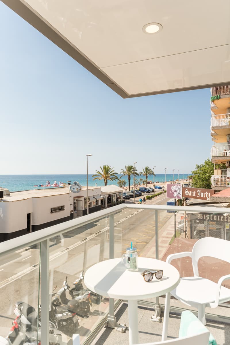 Pierre V. Blanes Playa