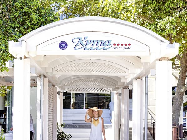 Kyma Suites Beach Hotel-1