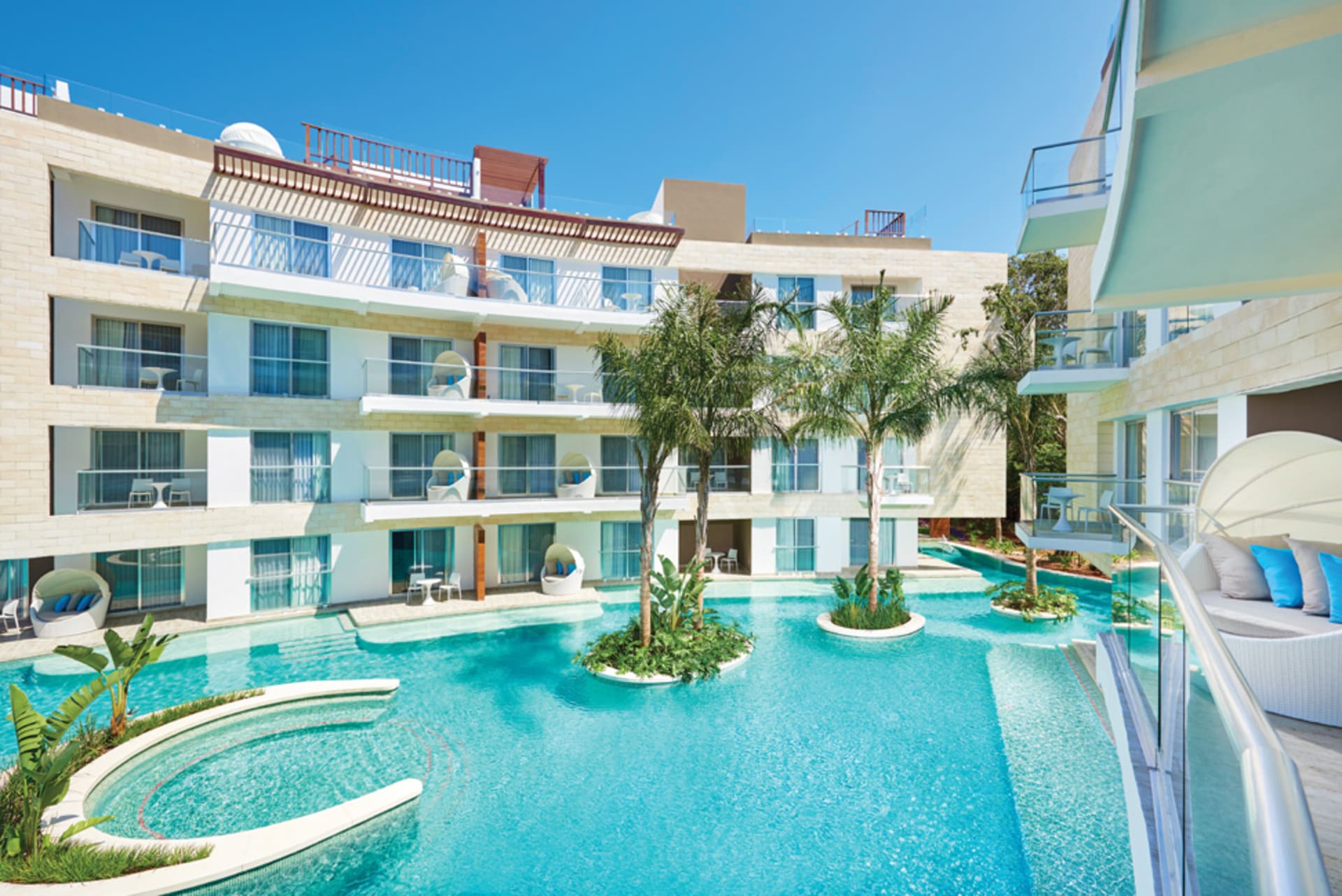The Fives Downtown Hotel & Residences