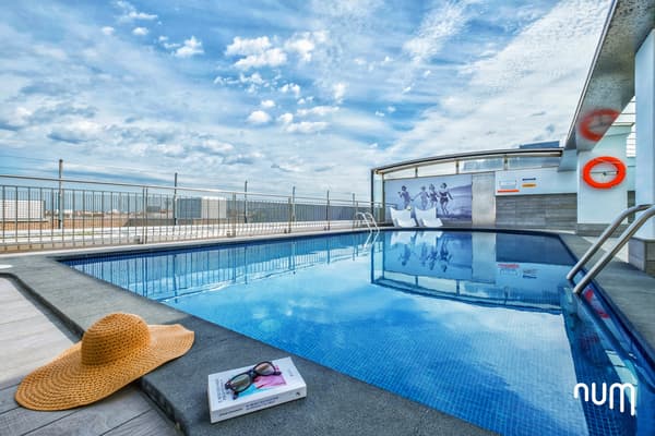 Num Hotel-1