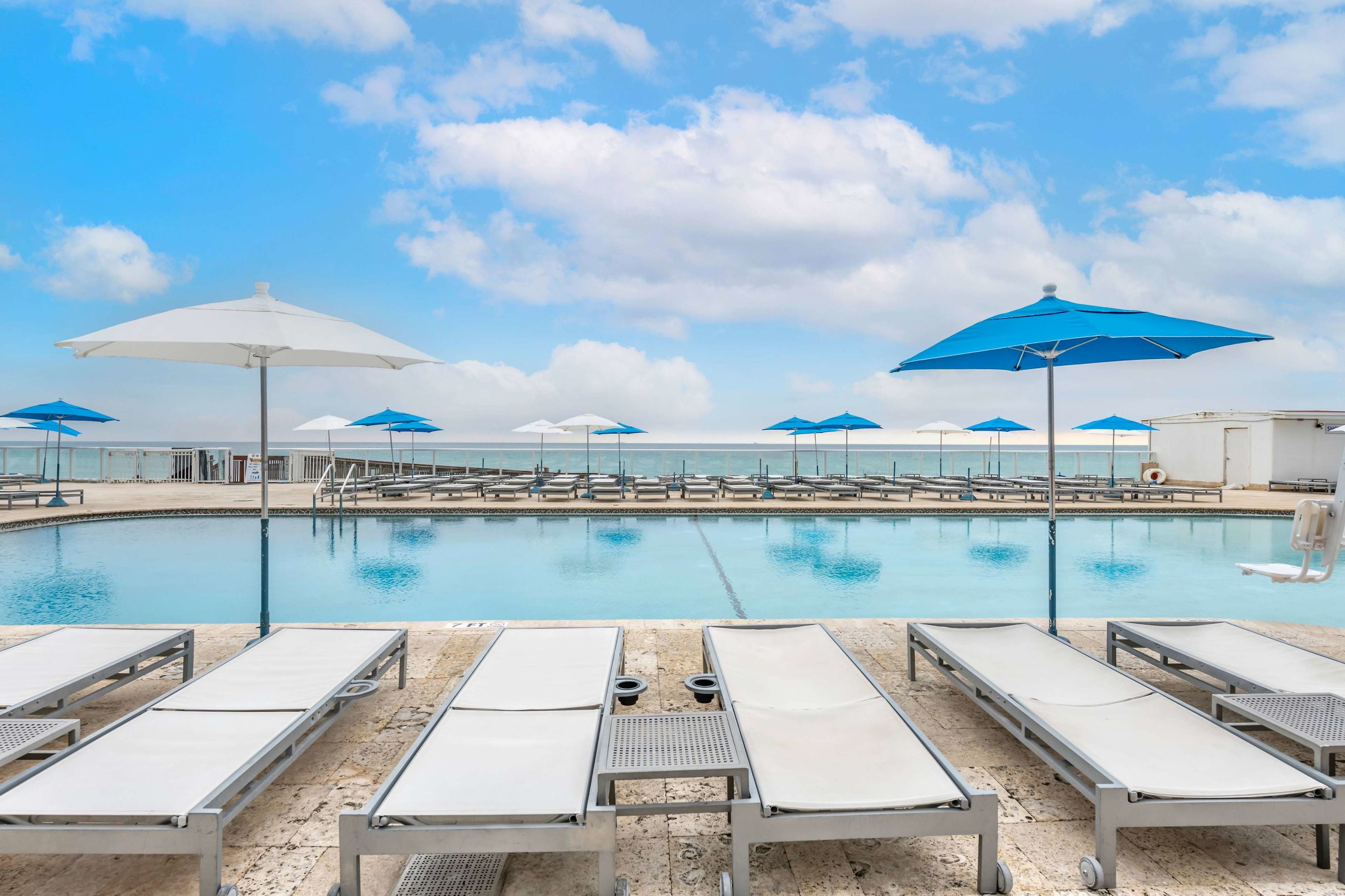 Ramada Plaza Marco Polo Beach Resort
