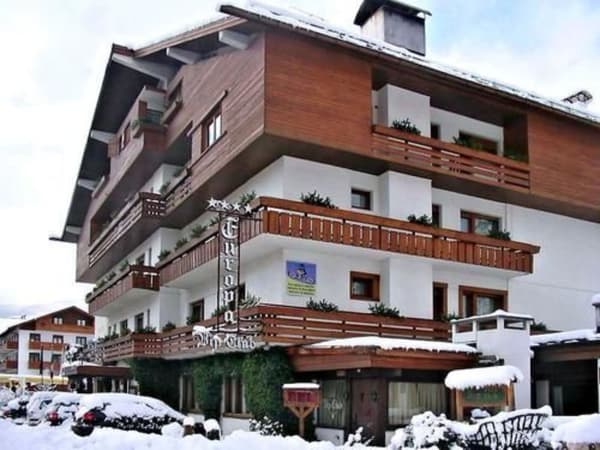 Eight hotel Cortina-1