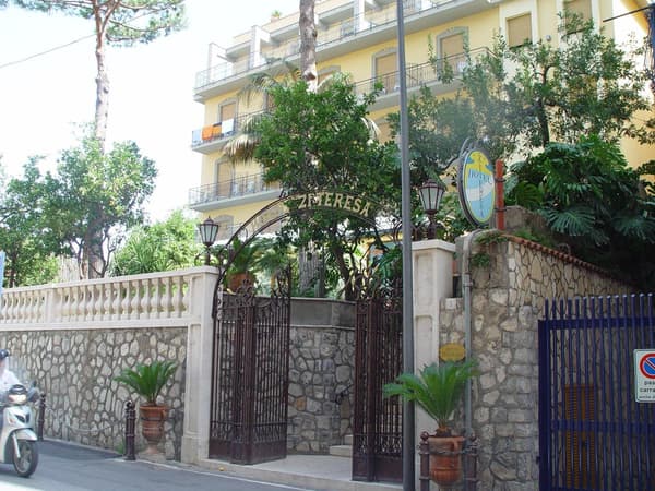 Zi' Teresa-1
