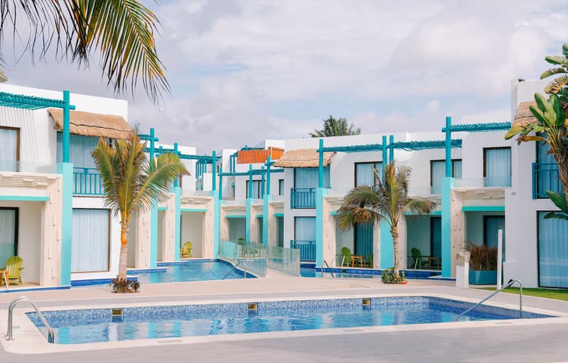 Margaritaville Island Reserve Riviera Cancún by Karisma