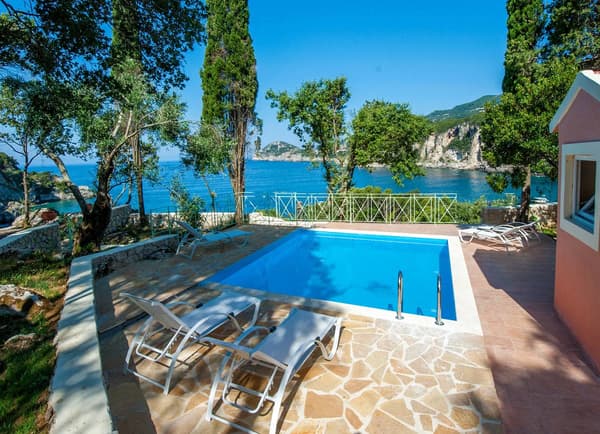 Aqua Blue Hotel-1