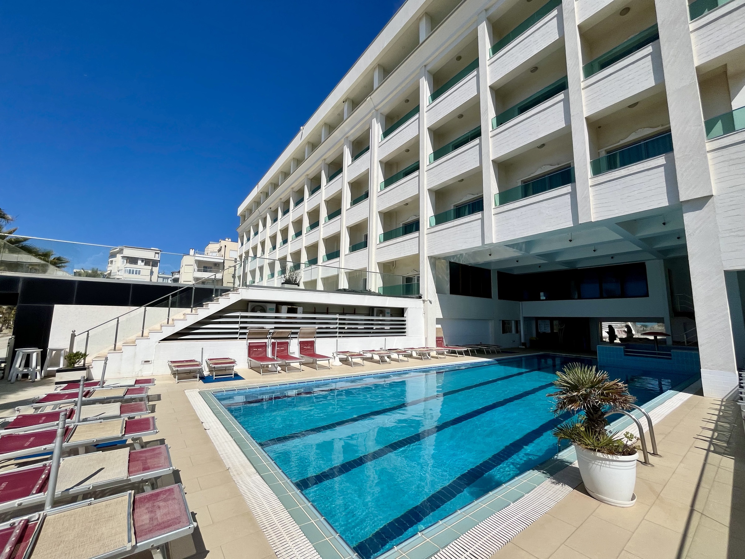 Vivas Hotel