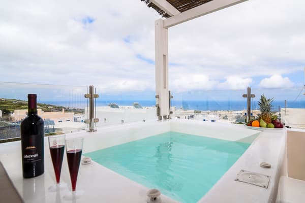 Santorini Suite Home-1