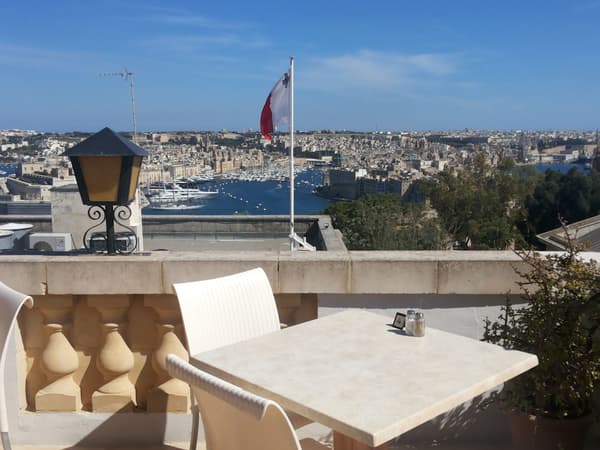 Hotel Castille-1
